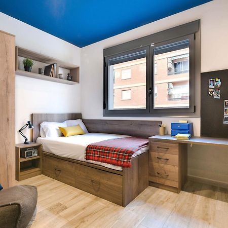 Livensa Living Studios Valencia Marina Real Hotel-Apartamento Exteriör bild