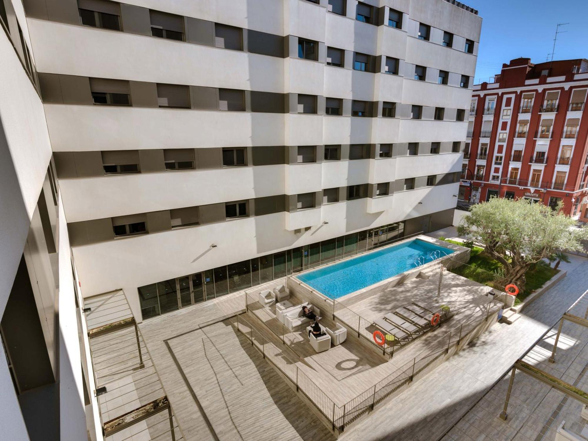 Livensa Living Studios Valencia Marina Real Hotel-Apartamento Exteriör bild