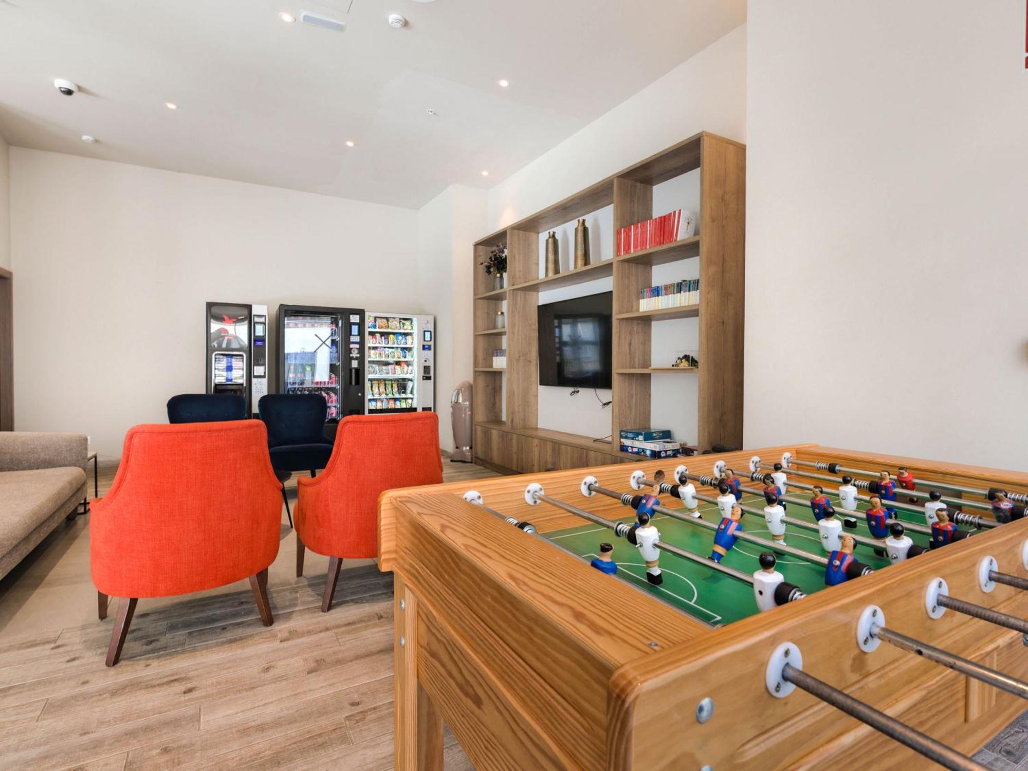 Livensa Living Studios Valencia Marina Real Hotel-Apartamento Exteriör bild